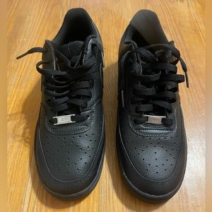 Nike Air Force 1 ‘07 “Triple Black”